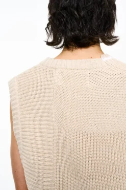 OLAKALA Cc Knit Vest Beige Store